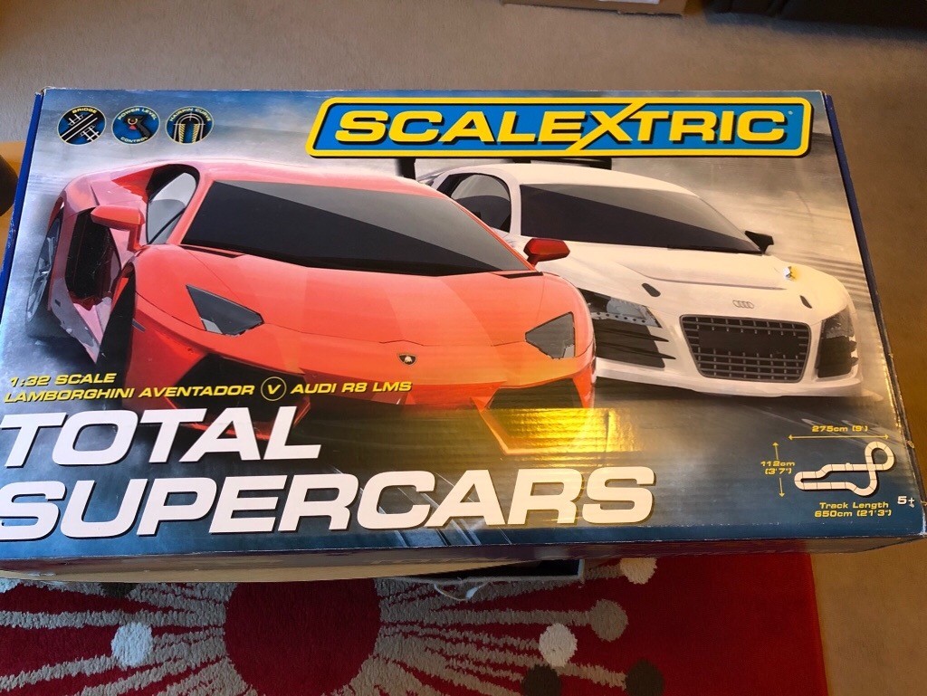 scalextric total supercars